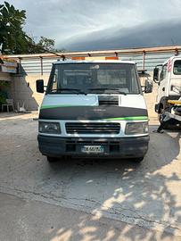Iveco Daily Carroatrezzi Patente B