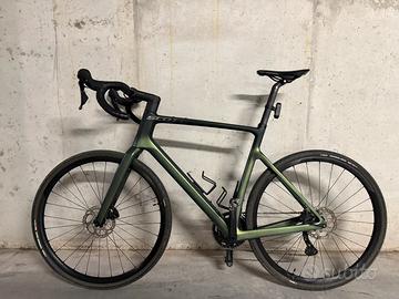 Bicicletta scott addict gravel 30