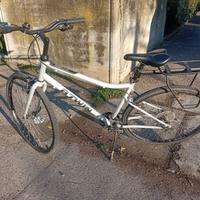 Bici trekking uomo /donna RIVERSIDE 120 ruota 28"