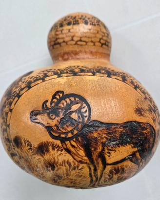 Arte Sarda - vecchia zucca pirografata