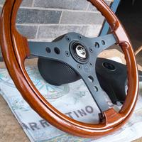 volante in legno Raid con mozzo golf e Audi