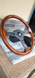 volante in legno Raid con mozzo golf e Audi