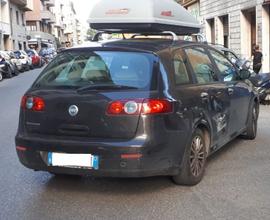 Fiat Croma si vende intera come pezzi di ricambio