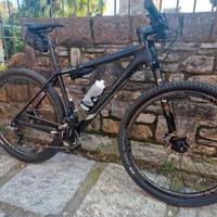MTB Cannondale fsi Black Inc 29