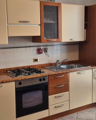 Cucina usata 3mt  piano in marmo