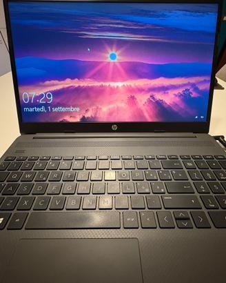 HP 250 G8 Notebook