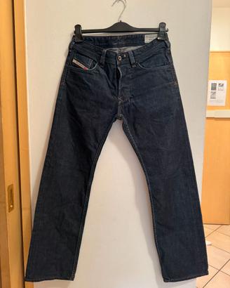 Jeans Diesel nuovi (taglia 29 denim, lunghezza 34)