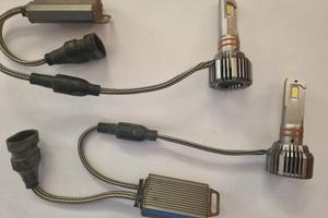 Kit luci LED completo per fanali lenticolari