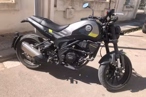 Benelli Leoncino 250