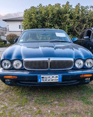 RICAMBI USATI JAGUAR SOVEREIGN DAIMLER 4.0 BENZ