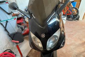 Yamaha TMAX 500