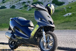 F12 250cc Phantom max 250 Malaguti