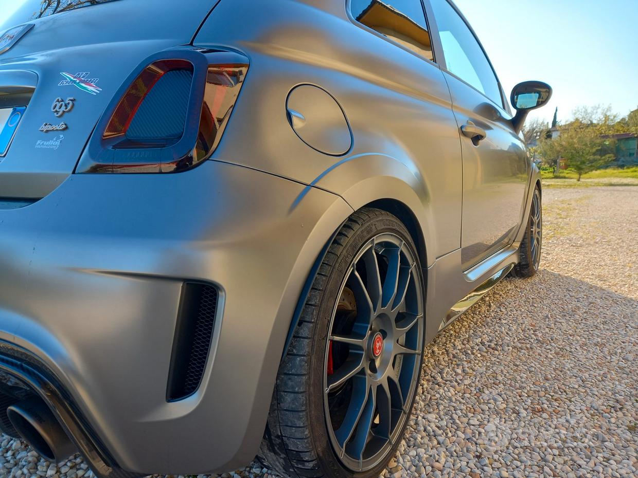 Abarth 695
