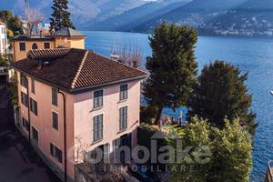 Villa di 350 m² con più di 5 locali a Moltrasio