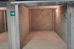 Box arenzano via caproni 13