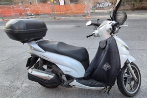 Scooter Honda SH 300