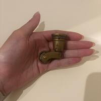 Ruota/ rotella antica in ottone per mobili