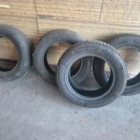 4 Gomme Invernali HANKOOK 185/65 R15 - Quasi Nuove