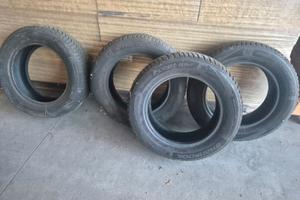 4 Gomme Invernali HANKOOK 185/65 R15 - Quasi Nuove