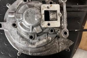 carter con aspirazione laterale