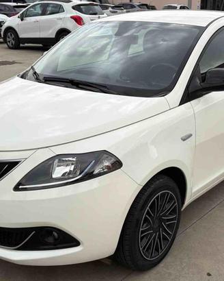 LANCIA Ypsilon 1.0 FireFly 5 porte S&S Hybrid Go