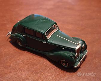 Bentley Mk VI 4-Door Saloon 1950 - Lansdowne Mode