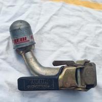 Gancio traino Ellebi