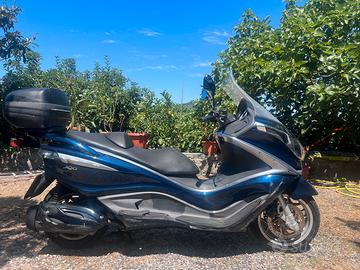 Piaggio X10 350cc