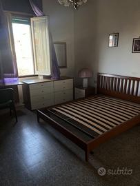 Letto matrimoniale con rete a doghe