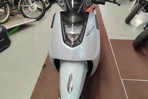 KL GEMMA 125 – COME NUOVO – SOLO 300 KM