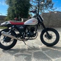 Mash Fifty Dirt Track 50 4000km