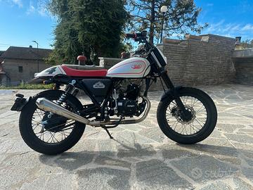 Mash Fifty Dirt Track 50 4000km