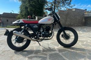 Mash Fifty Dirt Track 50 4000km