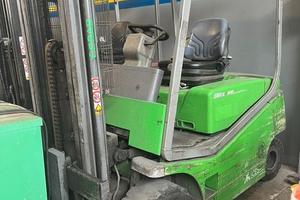 CARRELLO ELEVATORE CESAB 30 Q.li
