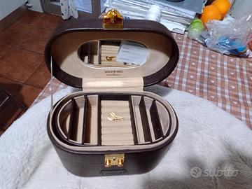 Elegante Bauletto portagioielli (Mario Valentino)
