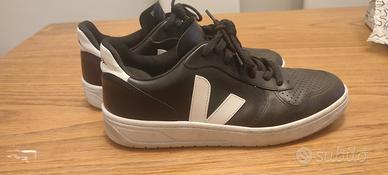 sneackers VEJA N. 42 NERA 