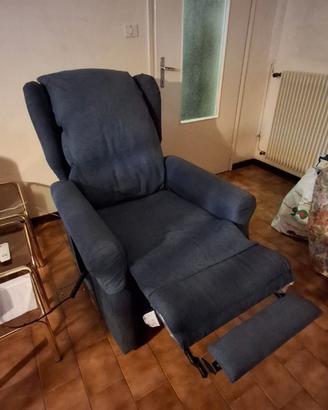 Poltrona Relax alzapersona a 2 motori