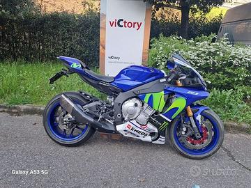 Yamaha YZF R1 REPLICA VALENTINO ROSSI