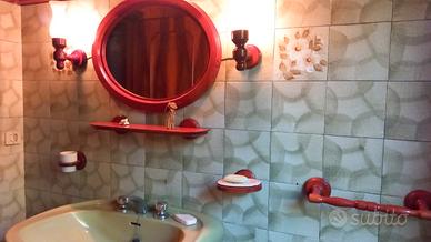 Set coordinato bagno in legno massiccio vintage 
