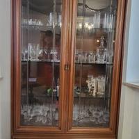 mobile vetrina 2 ante + 2 cassetti