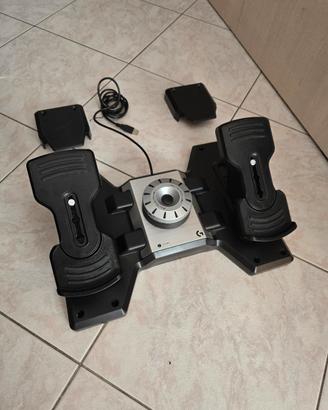 Logitech G Saitek PRO Flight Rudder - Pedaliera PC
