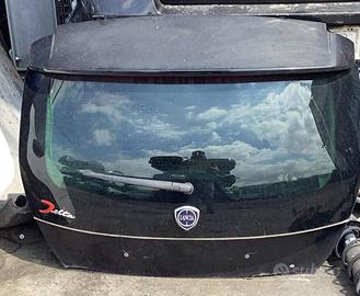 LANCIA DELTA PORTELLONE POSTERIORE