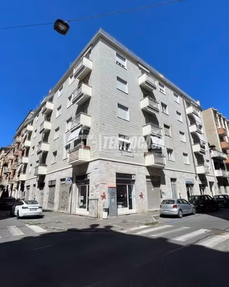 AMPIO BILOCALE DOPPIA ESPOSIZIONE