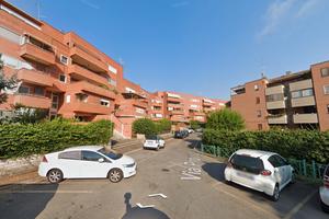 FONTE LAURENTINA TRILOCALE ARREDATO con TERRAZZO