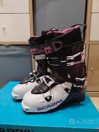 Scarponi sci alpinismo donna