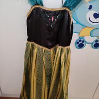 Vestiti carnevale o in alternativa per Halloween