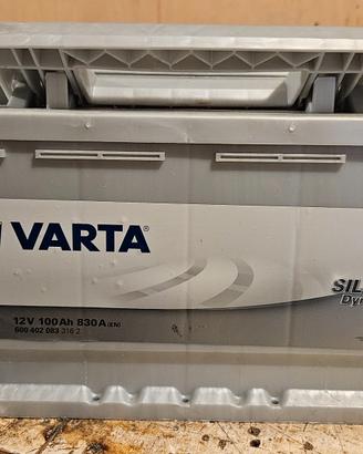 Batteria auto Varta sylver 100 ah