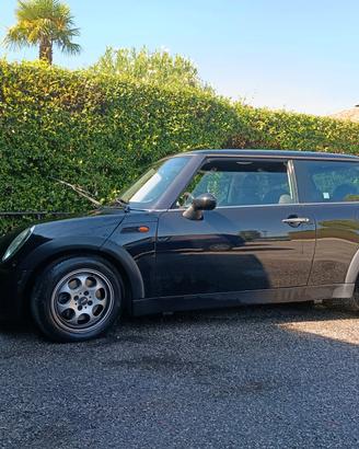 Mini Cooper 1.6 
