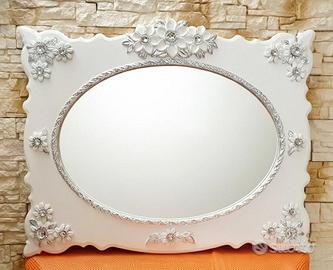 Specchio in legno foglia d'argento e strass