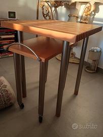 n 2 Tavolini da caffè Insa, uno con rotelle